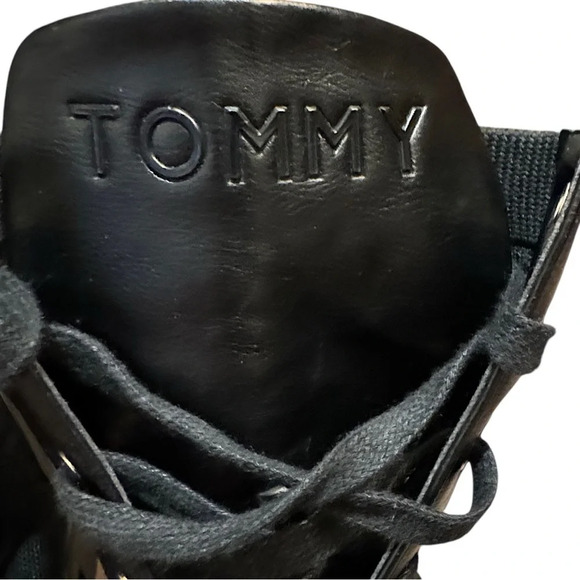 Tommy Hilfiger womens Treyna Ankle Boot BLACK SZ 7.5 - Picture 6 of 8
